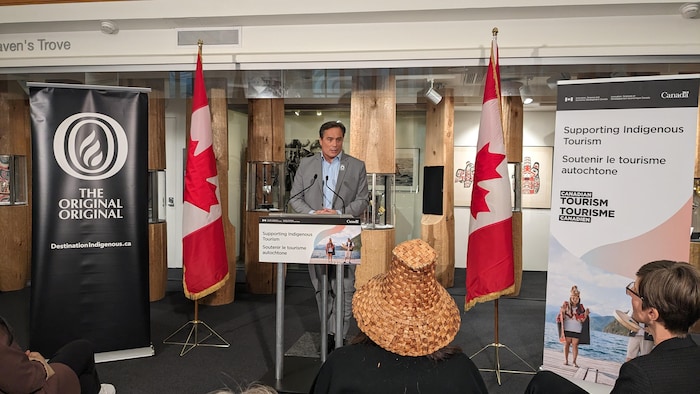 Ottawa veut appuyer le tourisme autochtone au pays | Radio-Canada