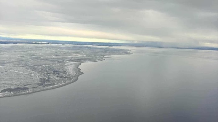 Le lac Saint-Jean est officiellement « calé » | Radio-Canada