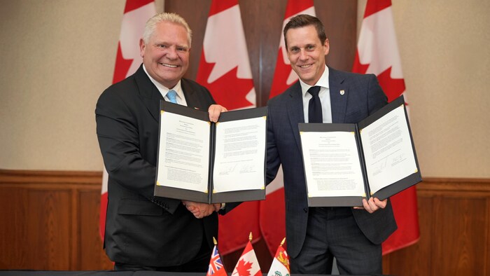 Doug Ford et Rob Lantz tiennent un protocole d'entente