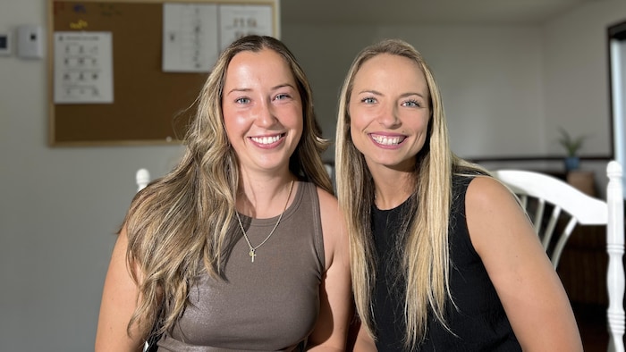 Portrait des deux femmes. 