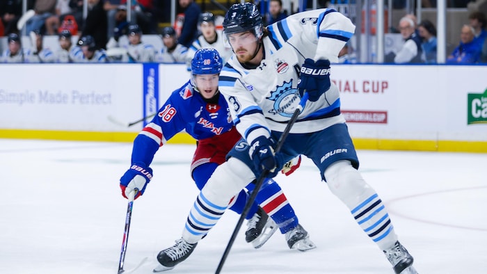 Les Saguenéens et les Rangers s'affrontent.