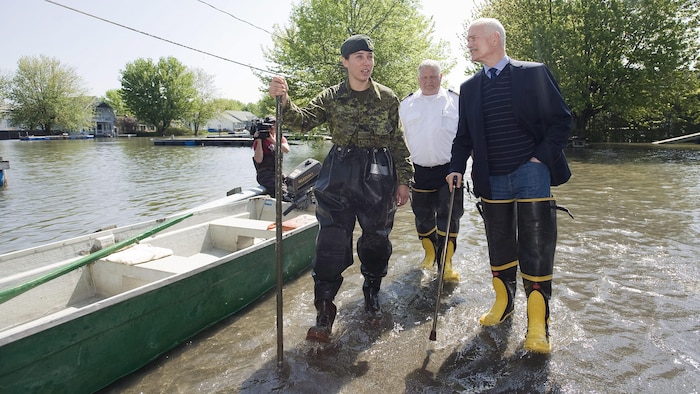 Lors des inondations de 2011 en Montérégie, le chef du NPD, Jack Layton, avait visité Saint-Paul-de-l'Île-aux-Noix.