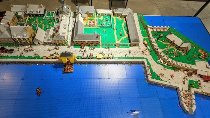 La forteresse de Louisbourg, au Cap-Breton, prend vie en Lego