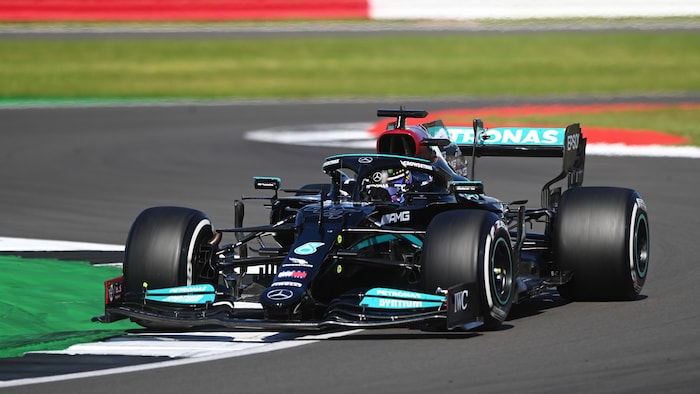 Hamilton remporte le Grand Prix de Grande-Bretagne, Verstappen fulmine ...