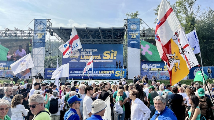 Le rassemblement du parti la Ligue, à Pontida, en Italie. 