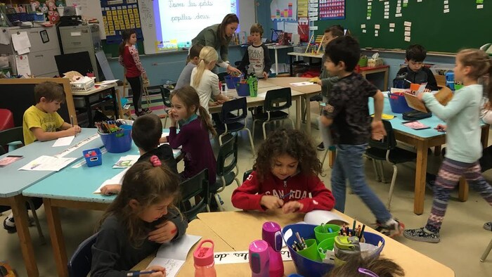 La classe de Karine Bélanger à l'école Jardin-des-lacs de Saint-Denis-de-Brompton.