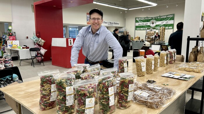 Photo de Louis Philips Desjardins, expert en produits biologiques. 