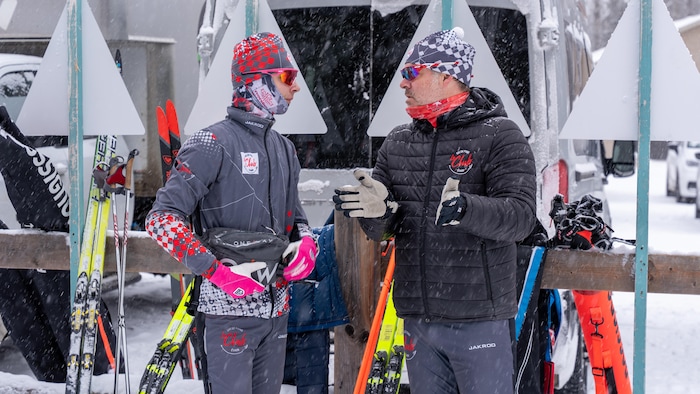 Louis-Thomas et Sacha Bergeron en pleine discussion.
