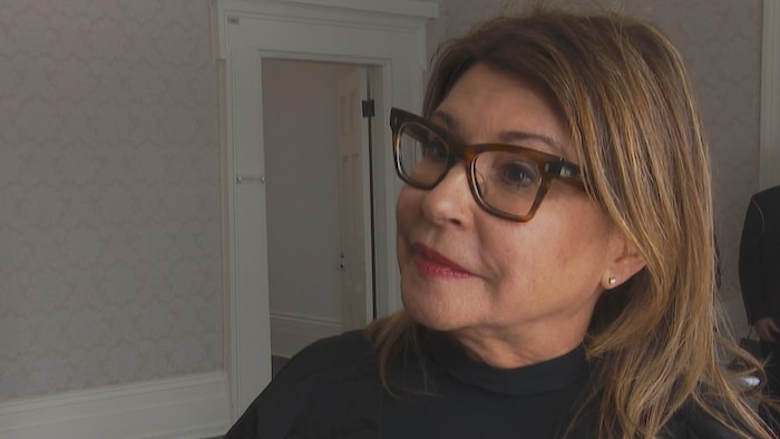 La dame en entrevue à Radio-Canada. 