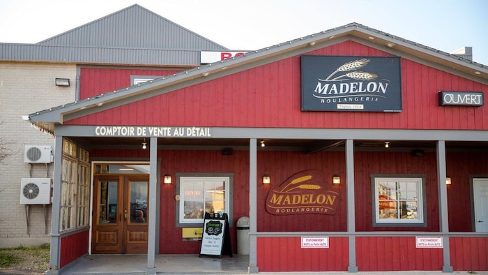 La façade de la boulangerie Madelon.