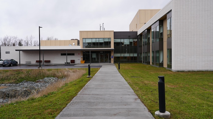 L'entrée principale de la Maison des aînés et alternative.