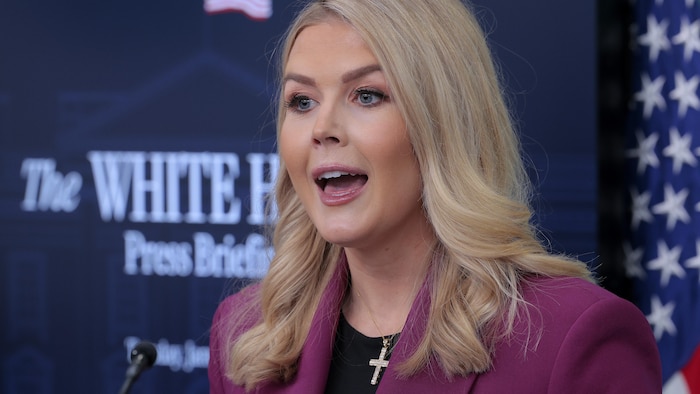 La secrétaire de presse de la Maison-Blanche, Karoline Leavitt, tient sa première conférence de presse dans la salle de presse Brady de la Maison-Blanche. 