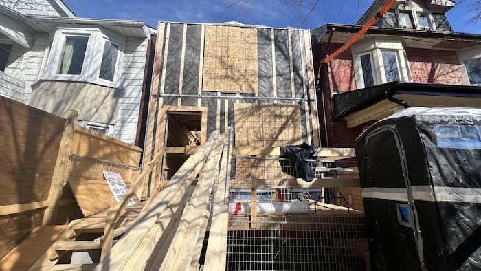 Le chantier de construction de la maison de la famille Page-Kern.