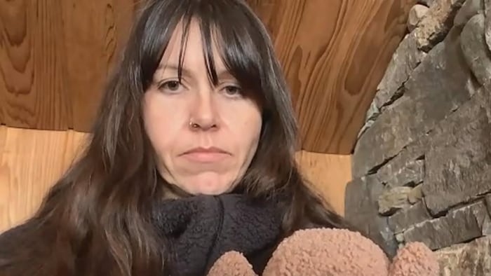 Stéphanie Jean à la caméra.
