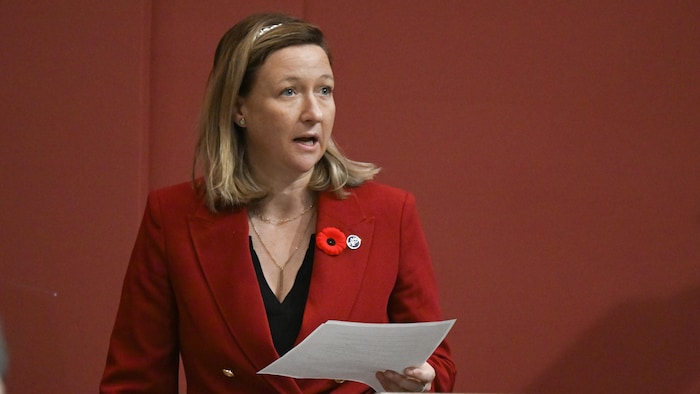Maïté Blanchette Vézina, dans le Salon rouge.