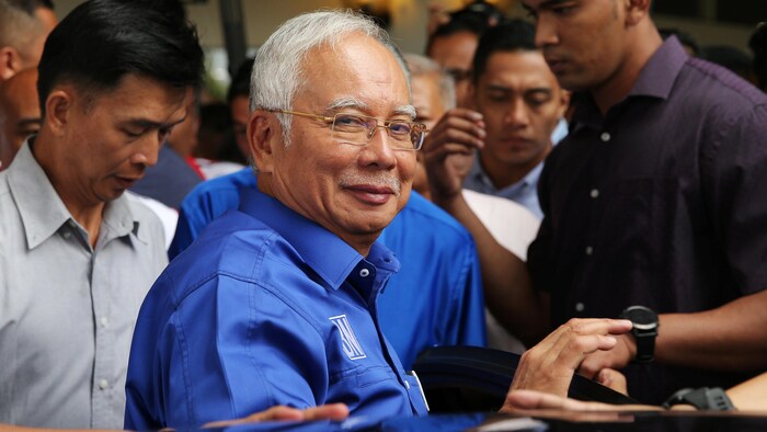 Lex Premier Ministre Malaisien Najib Razak écope De 12 Ans De Prison 