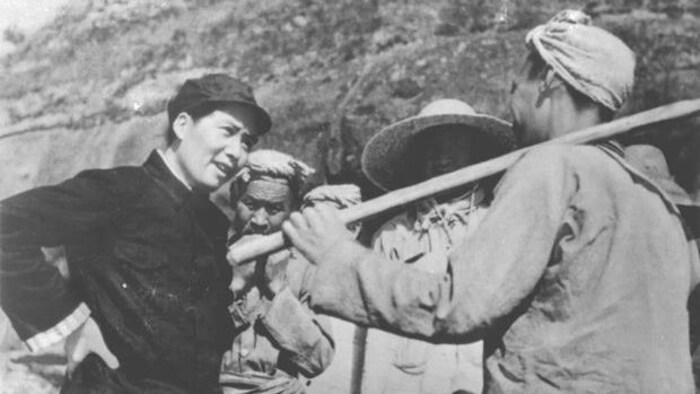 毛泽东。