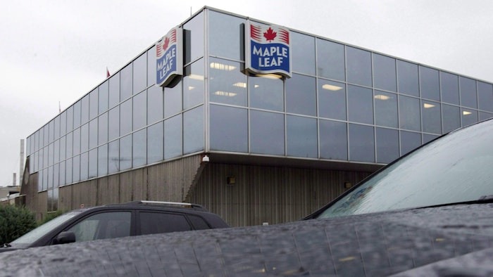 Une usine de la compagnie Les Aliments Maple Leaf à Toronto.