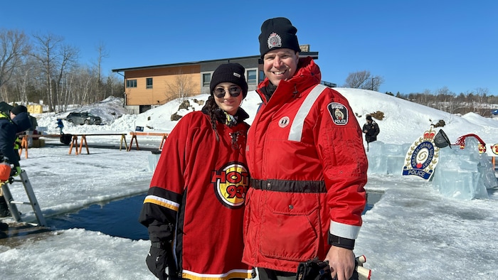  L'inspecteur Marc Brunette (à droite) 