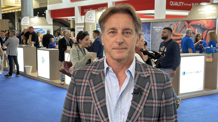 Marc-Lionel Gagnon au Salon mondial des poissons et fruits de mer de Barcelone.