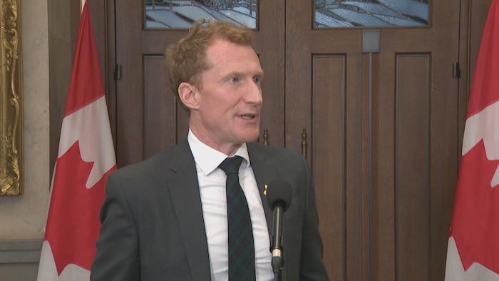 Immigration, Refugees and Citizenship Minister Marc Miller's department is facing pressure from employees' unions to appoint a promised ombudsperson. 