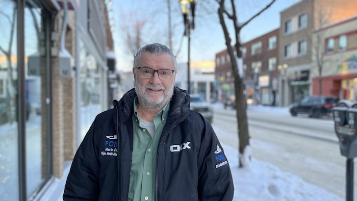 Mario Poirier au centre-ville de Rouyn-Noranda.
