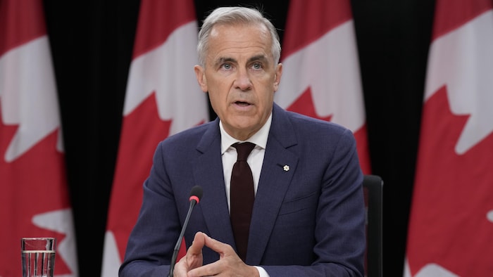 Le premier ministre Mark Carney lors d'une conférence de presse à Ottawa, le 25 juin 2026. 