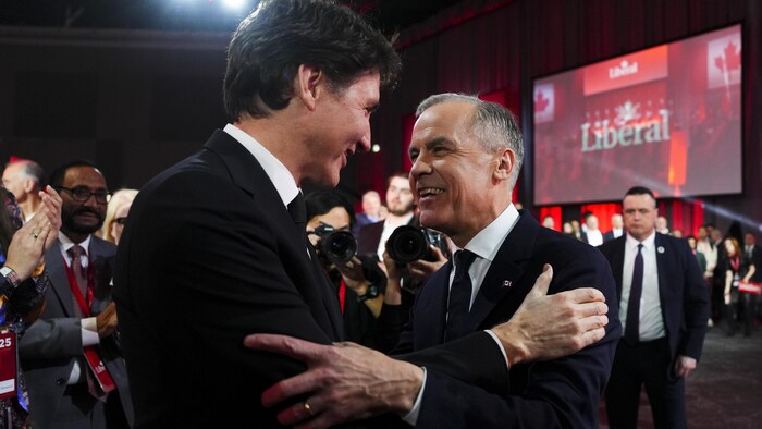 Carney, un leadership qui tranche avec celui de Trudeau | Radio-Canada