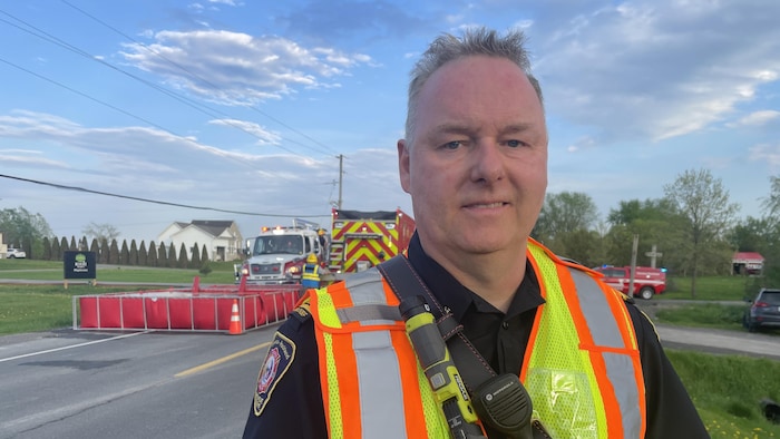 Martin Rousseau Des autocaravanes en flammes dans un camping à Clarence-Rockland ...