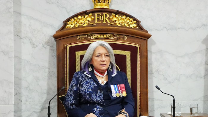 حاكمة كندا العامّة ماري سايمون.