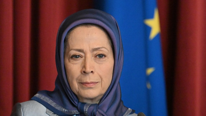 Portrait de Maryam Rajavi.
