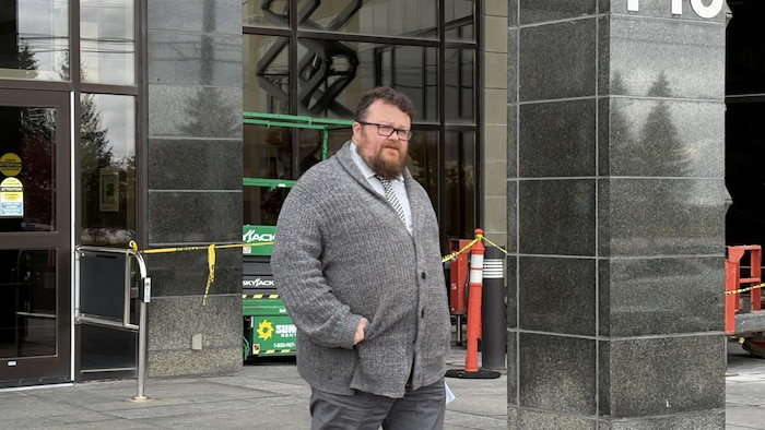 Mathieu Boutet à la sortie du palais de justice de Moncton.