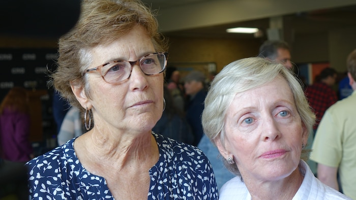 Sue Riccardelli et Maureen Murray.