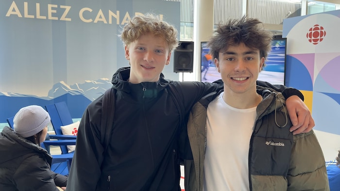 Maxime Larochelle et Donovan Ward, patineurs de la relève en courte piste et longue piste.