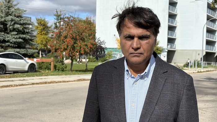 Mazher Alam. En octobre 2026.