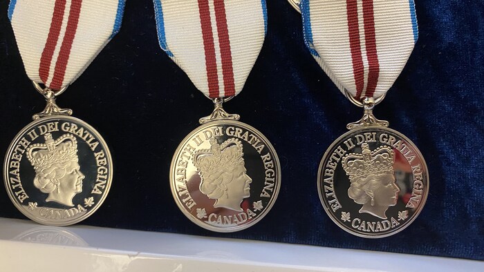 Médaille Commémorative Autrichienne 1848-1898 (Jubilé) Militaria