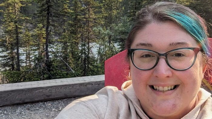 Excursion sur le glacier Athabasca : gare à une glissade dans un trou ...