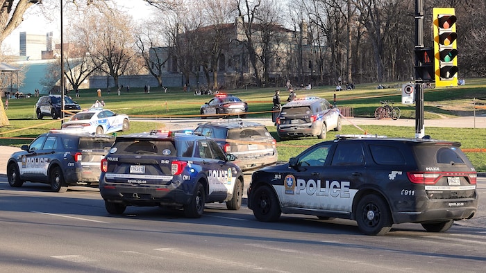 Une scène de crime dans le parc du Mont-Royal.