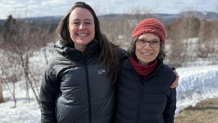 deux citoyennes de Douglastown.