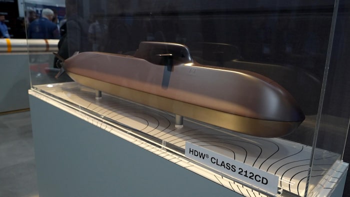 Une maquette d'un sous-marin.