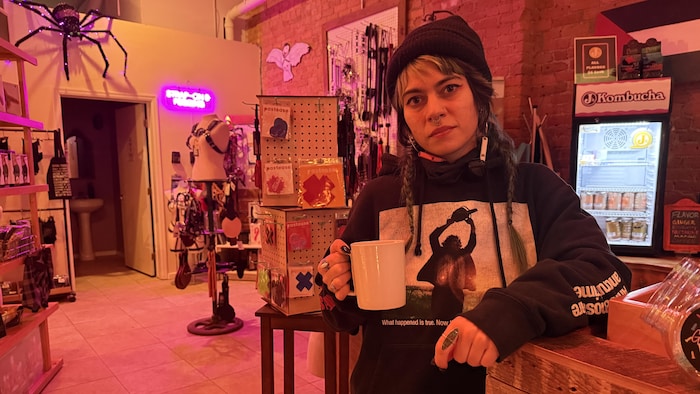 Anne Lehman, gère la boutique The Smitten Kitten à Minneapolis.