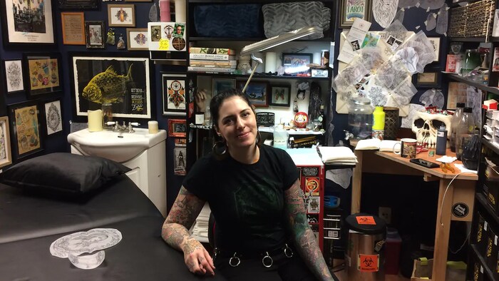 Whitehorse une boutique de tatouage se veut cologique Radio