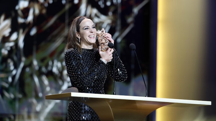 Monia Chokri remporte le César du meilleur film étranger avec « Simple  comme Sylvain » | Radio-Canada
