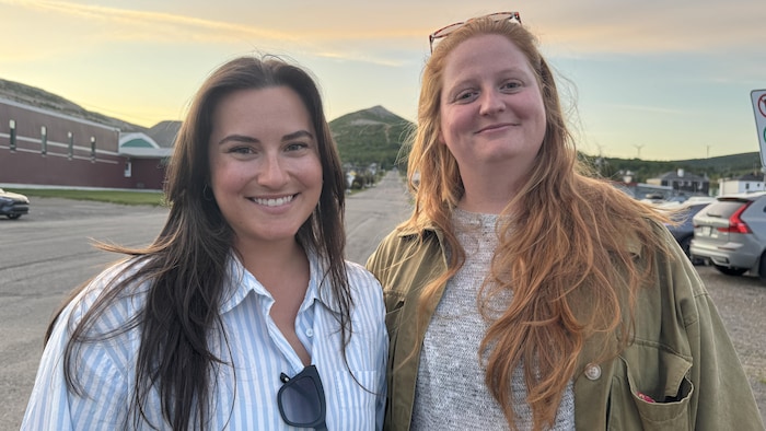 Emmanuelle Desrochers-Perrault et Marine Delobre.