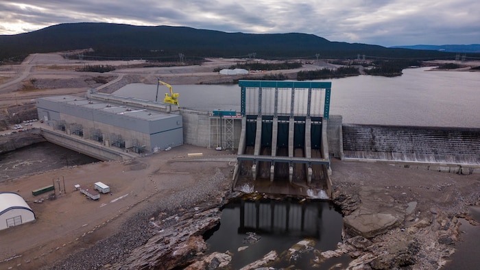 Photo aérienne du barrage de Muskrat Falls.