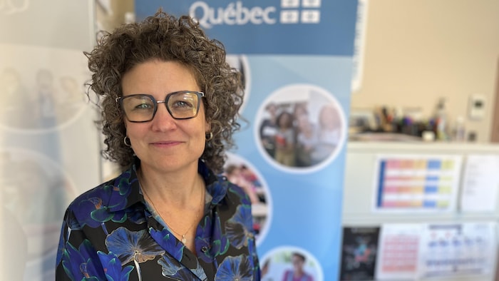 Nancy Prévéreault dans les locaux du Centre de services scolaire.