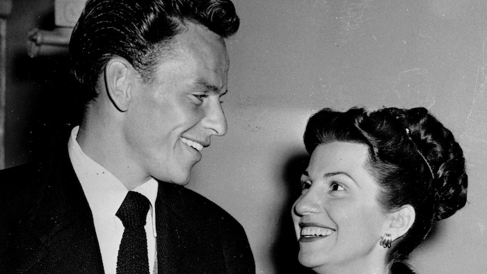 Nancy et Frank Sinatra à Los Angeles en 1946. 