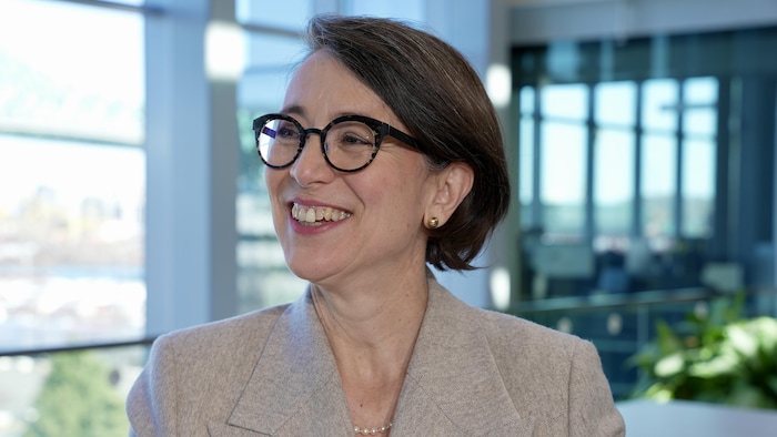 Nathalie Provost répond aux questions de Daniel Thibeault lors de l'émission «Les coulisses du pouvoir».