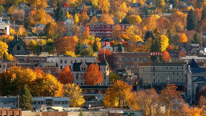 La petite ville de Nelson, dans la région West Kootenay de la Colombie-Britannique