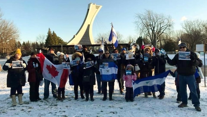 Manifestation de citoyens, résidents et exilés nicaraguayens à Montréal, Canada.